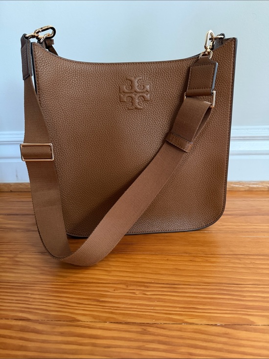 Tory Burch Handbags - Tory Burch Cognac Pebbled Leather Messenger Bag with Wide Strap